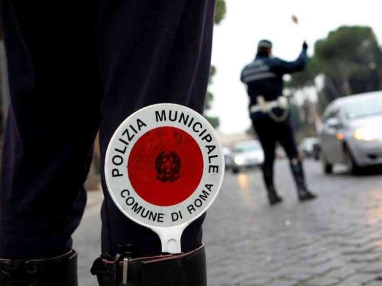 Fisco, rifiuti, alloggi abusivi: come cambia l'attività dei vigili