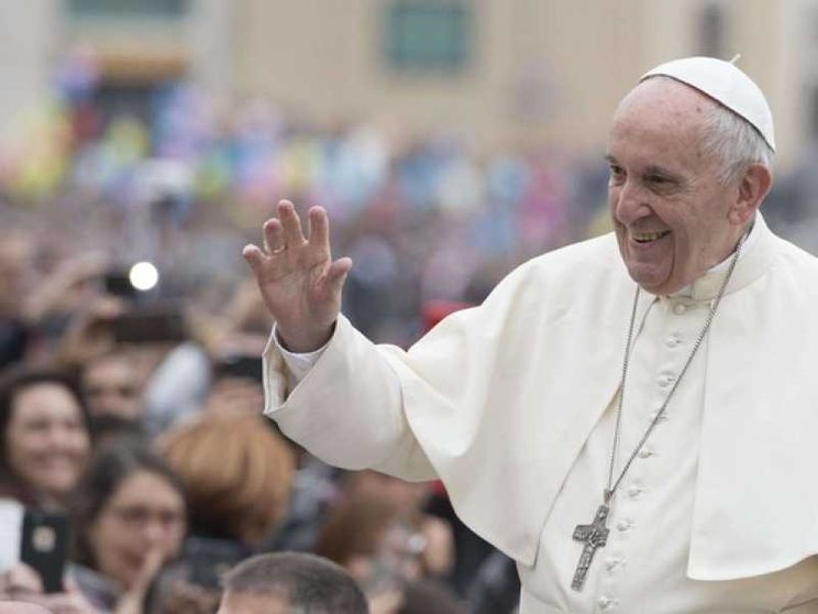 «Al momento della morte Gesù ci prenderà per mano: 'Vieni, alzati'»
