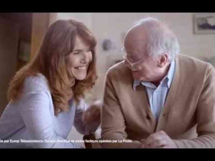 Meno lettere e più anziani: in Francia i postini diventano badanti