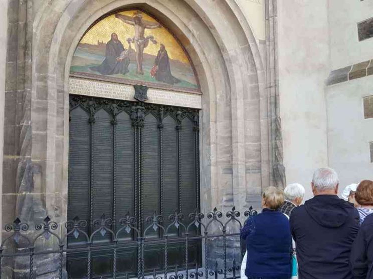 500 anni fa Lutero pubblicava le sue 95 Tesi. Ecco che cosa dicono