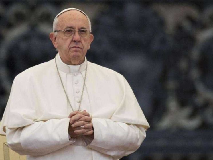 Il Papa: i migranti, sfida alla fede e all'amore dei credenti