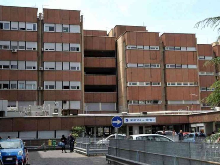 Feti morti in corsia: tre condanne a medici e dirigenti