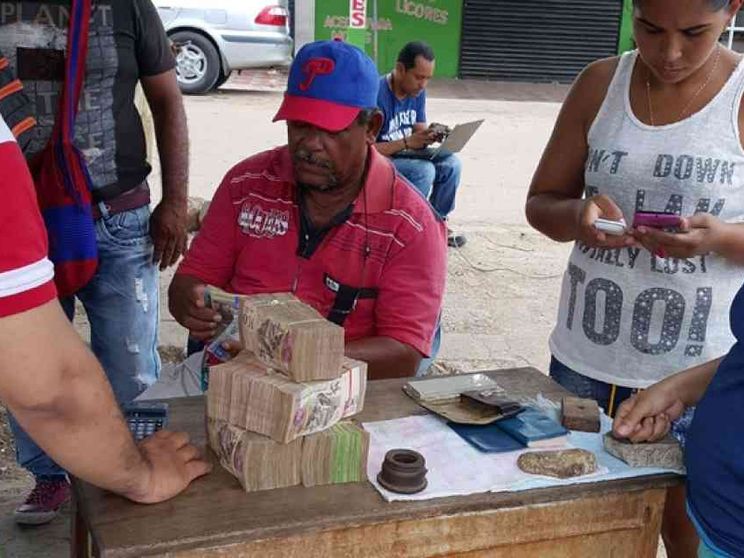 L'ultima frontiera del Venezuela: il contrabbando