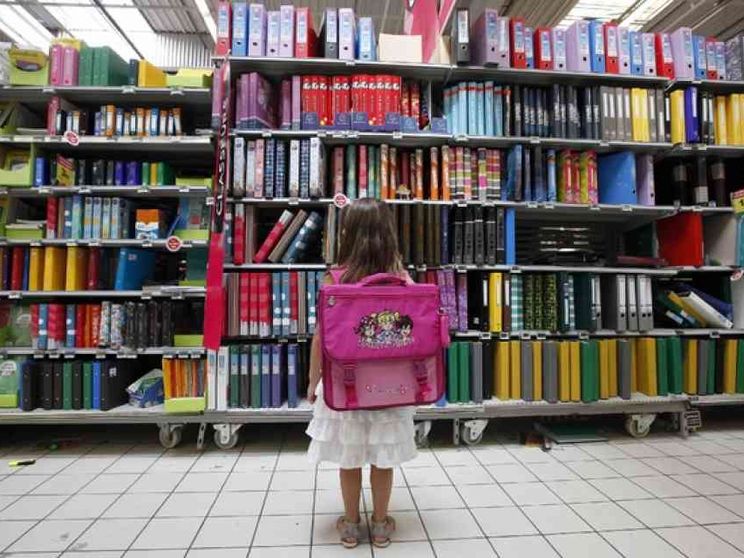 Donne, la discriminazione inizia sui sussidiari