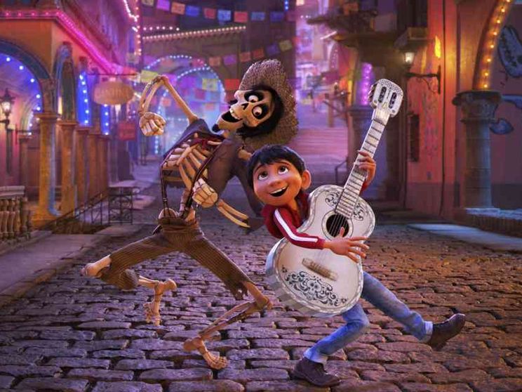 Dal Messico all'aldilà, con “Coco” la Pixar scavalca i muri (anche di Trump)