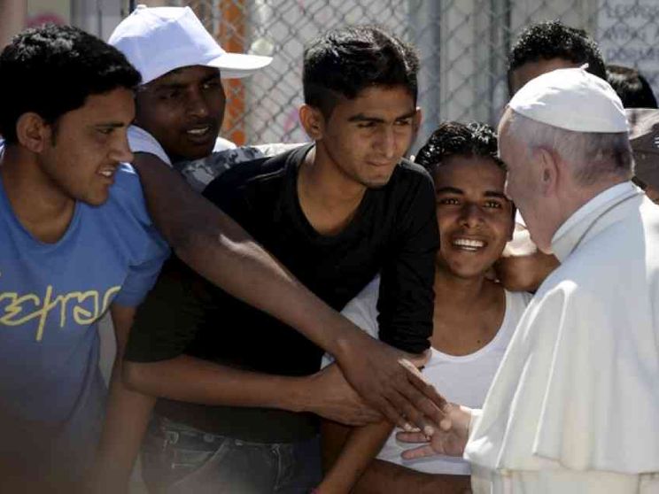 Compassione e coraggio verso i migranti. No alla retorica della paura