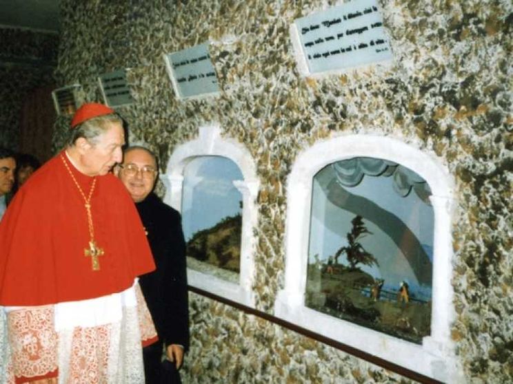 Milano, apre il presepe «ispirato» dal cardinale Martini