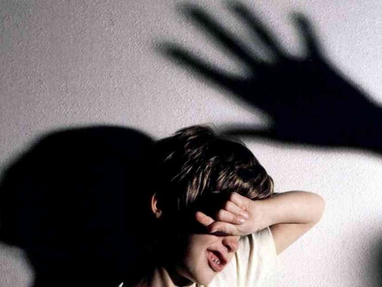 Pedofilia, arrestato parroco già sospeso dall'arcidiocesi