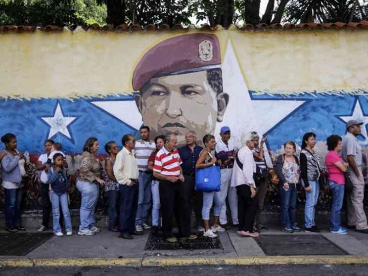 Sei dollari al mese per sfamare una famiglia