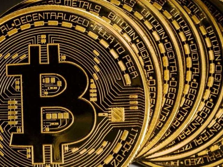Bitcoin: come funzionano, speculazioni e grandi rischi