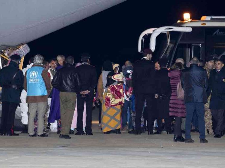 Primo corridoio umanitario Cei-governo: in Italia 162 profughi dalla Libia