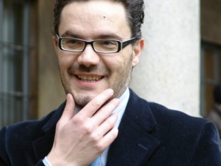 Il Paese «senza» chiama la politica