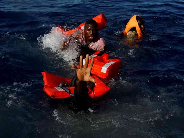 Le proposte dei partiti: «Sì ai corridoi, regolare i flussi»