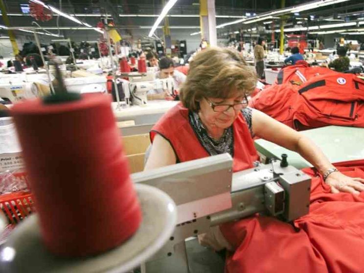 Donne over 50: per due su tre il lavoro si fa duro