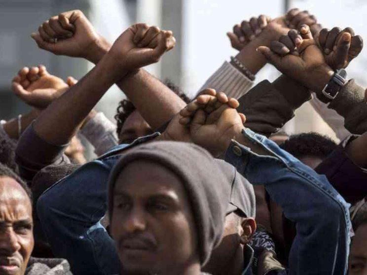 Ancora pugno di ferro: represse le proteste di reclute e studenti