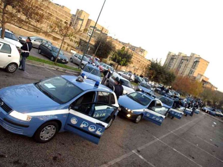 Blitz della polizia contro il clan Moccia, 45 arresti