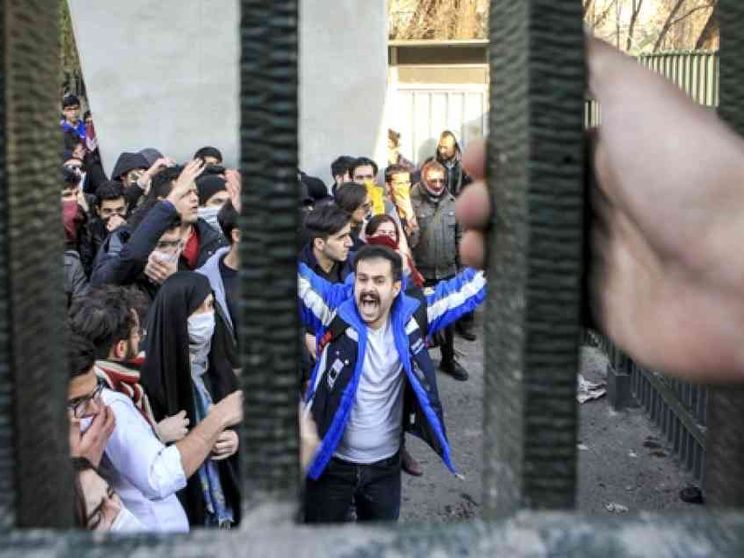 L'Iran, le proteste e un sistema che non riesce a rinnovarsi