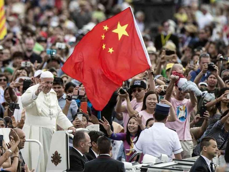 Cina, non c'è distanza tra il Papa e i suoi collaboratori