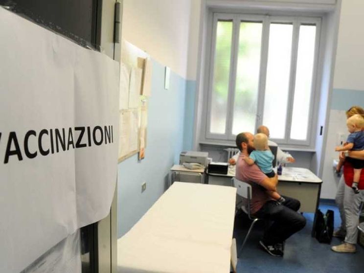 Sulla salute dei bambini non si può giocare