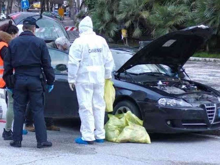 Spara e ferisce 6 immigrati, fermato. Bassetti (Cei): disagio sociale grave