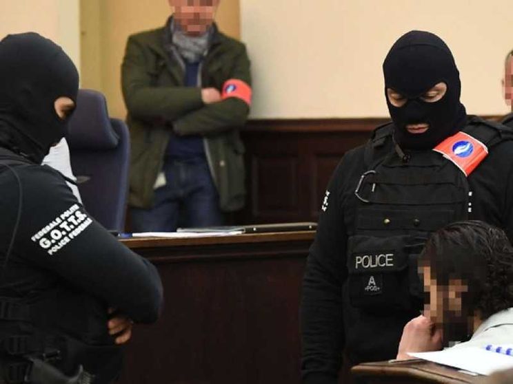Prima udienza per Salah Abdeslam, lo stragista di Parigi