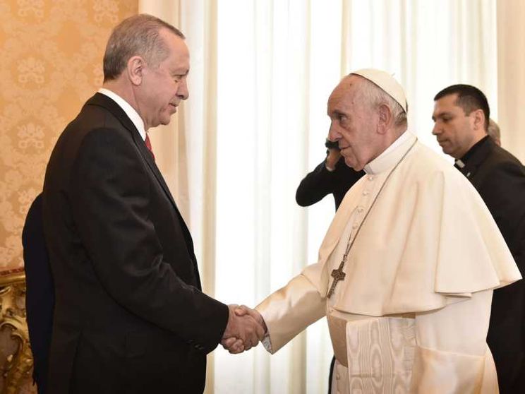 Il Papa riceve Erdogan. Si è parlato di profughi e Medio Oriente