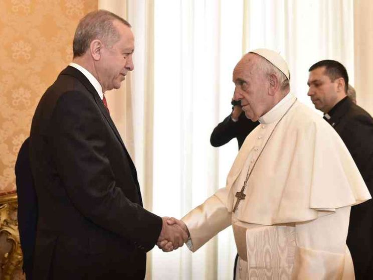 Il Papa riceve Erdogan. Si è parlato di profughi e Medio Oriente