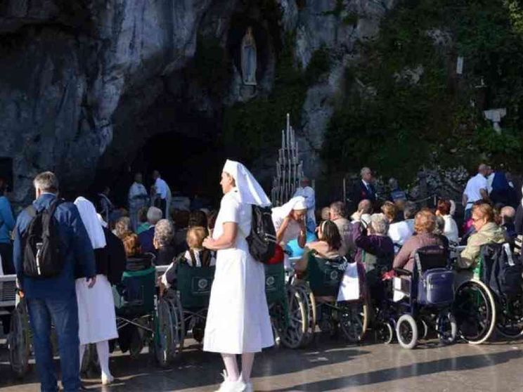 Ecco perché Lourdes è la casa dei malati