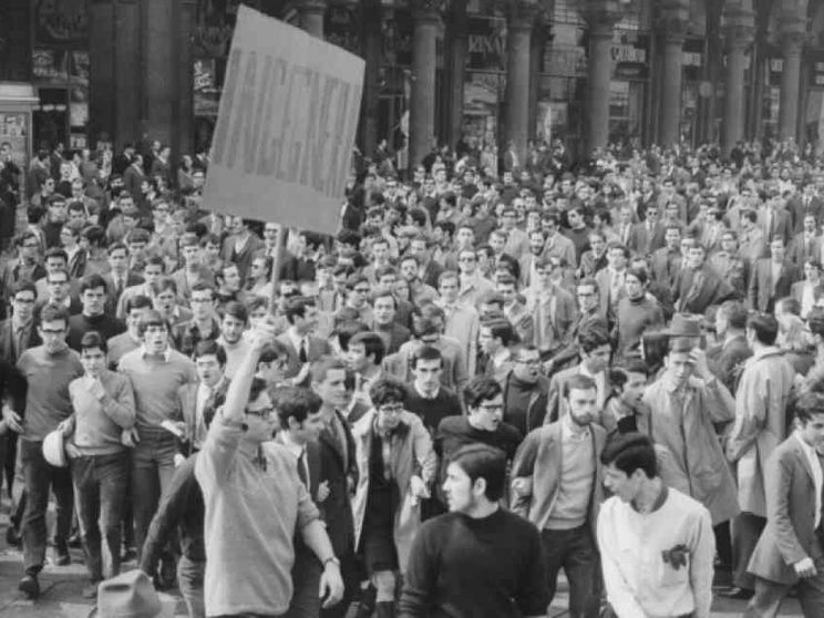 Il 1968 «pungolo del Novecento» visto dal cardinale Martini