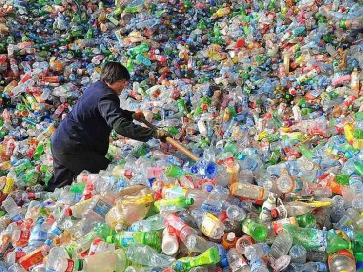 La Cina rifiuta la plastica europea