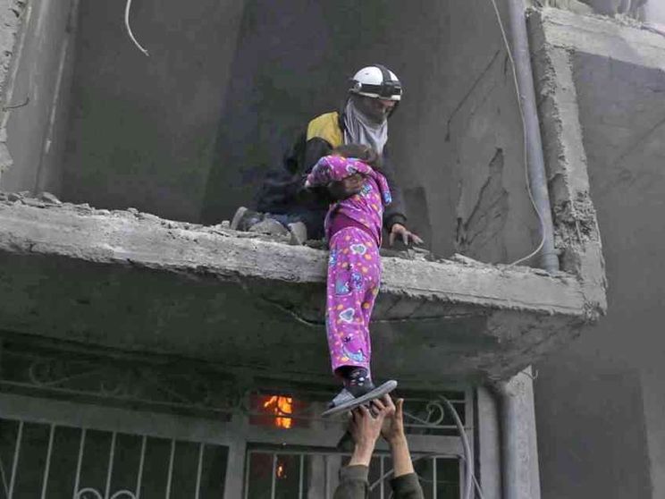 A Ghouta, roccaforte dei ribelli, la sofferenza dei bambini / FOTO