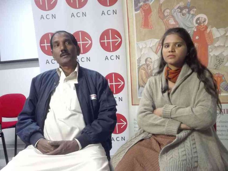 Il Papa alla figlia di Asia Bibi: penso spesso a tua madre e prego per lei