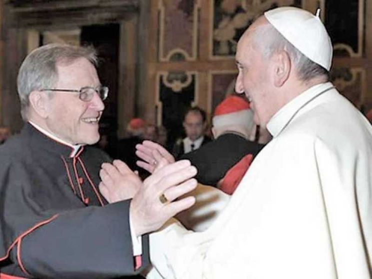 Kasper: Francesco profeta di misericordia per il mondo