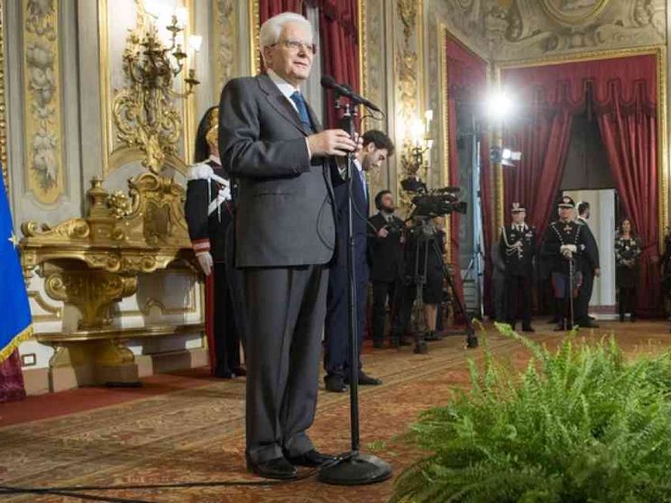 Mattarella: inaccettabili violenze fisiche e morali su donne