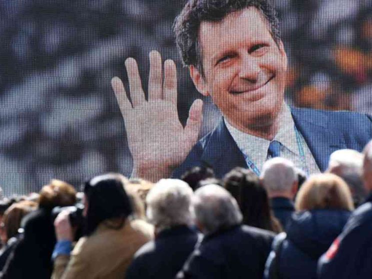 La poesia di Borges dedicata a Frizzi: ho pregato e ringraziato Dio per te