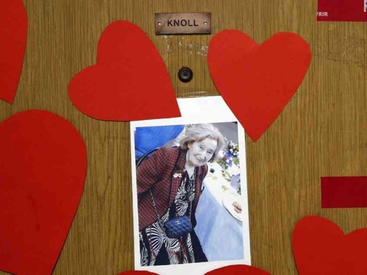 Parigi in marcia per Mireille, scampata ai lager ma non all'odio