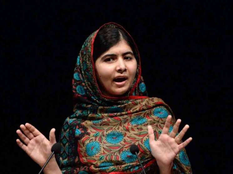Malala è tornata in Pakistan: «Lo sognavo da 5 anni»