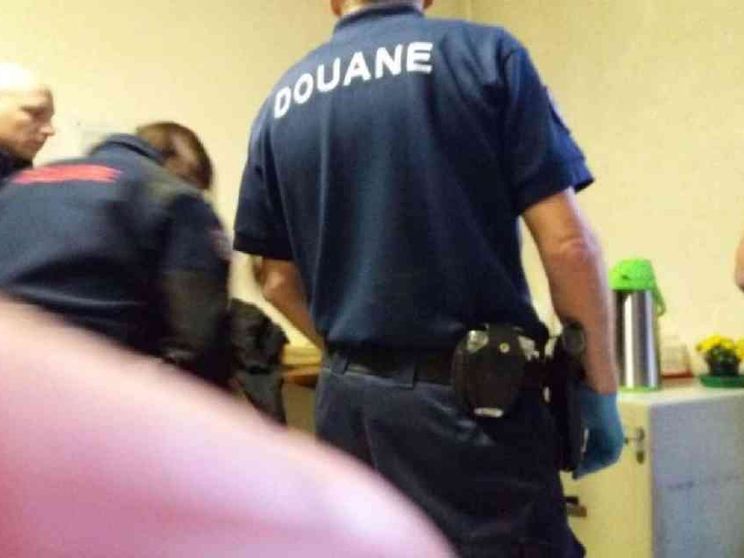 Blitz anti-migranti dei doganieri francesi. Roma convoca l'ambasciatore