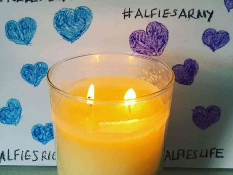 Alfie, ma quella legge nulla sa dell’amore