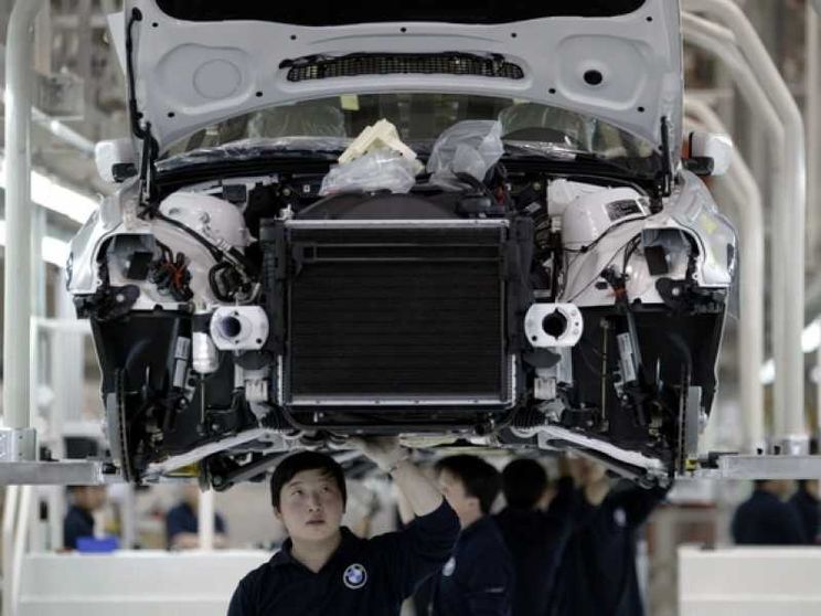 La Cina liberalizza il mercato dell'auto