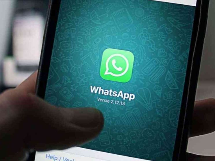 Whatsapp proibito ai minori di 16 anni. Ma come far rispettare il nuovo limite?