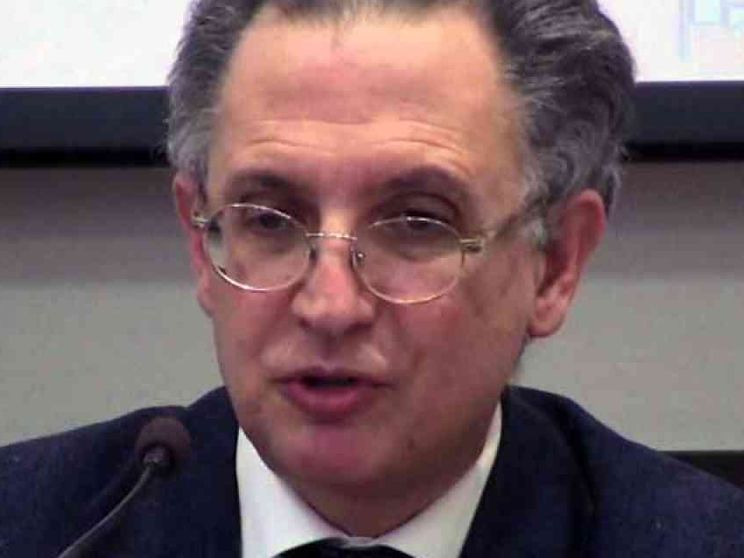 Crisi di una legislatura (forse) mai nata e stile di un Presidente