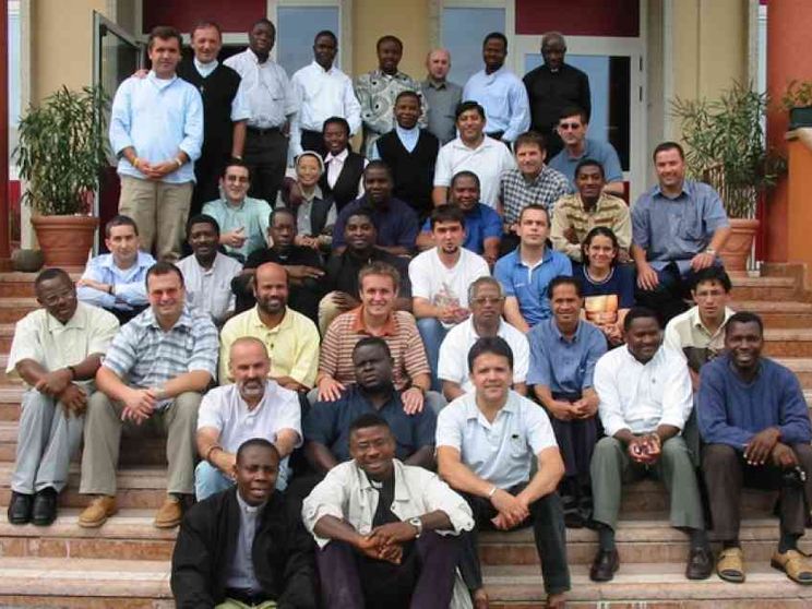 In Italia molti «don» parlano straniero