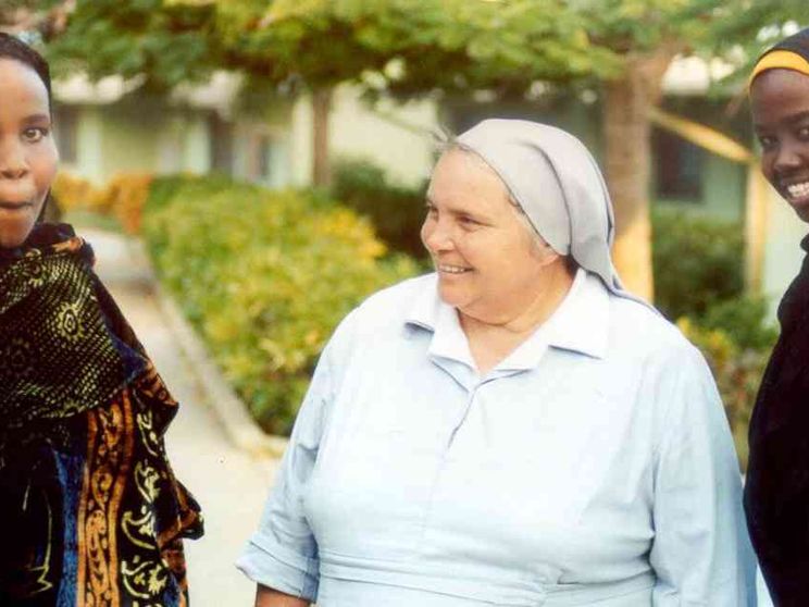 «Una pallottola con il mio nome»: chi era suor Leonella, ora beata