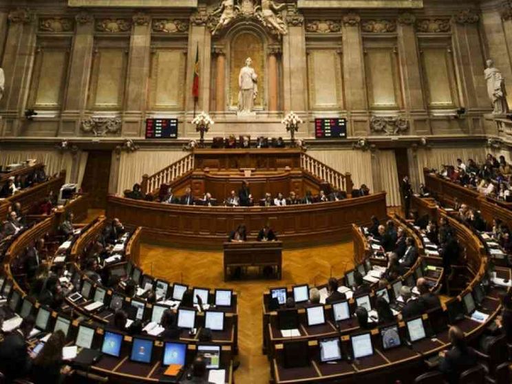 Il Portogallo dice «no» al suicidio assistito e all'eutanasia