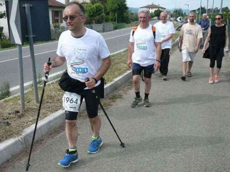 Il parroco podista. Per la pace