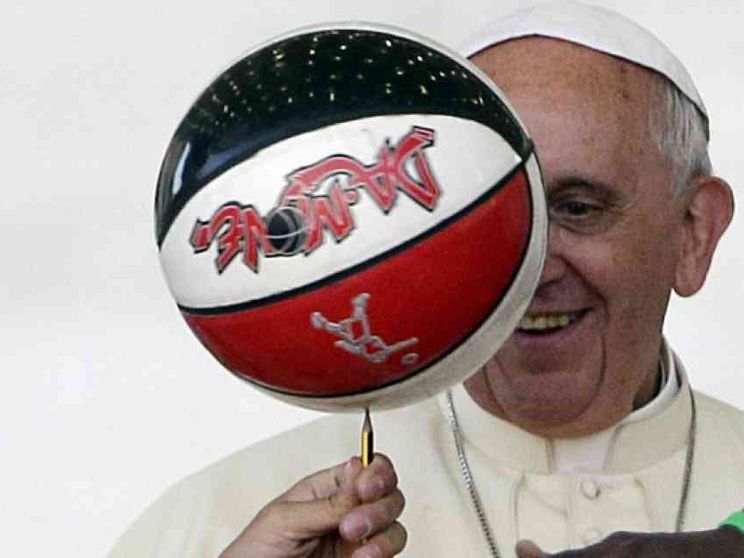 Papa Francesco: lo sport è via di santità