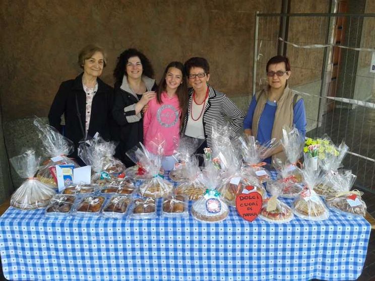 Torte fatte in casa per la parrocchia, come essere in regola