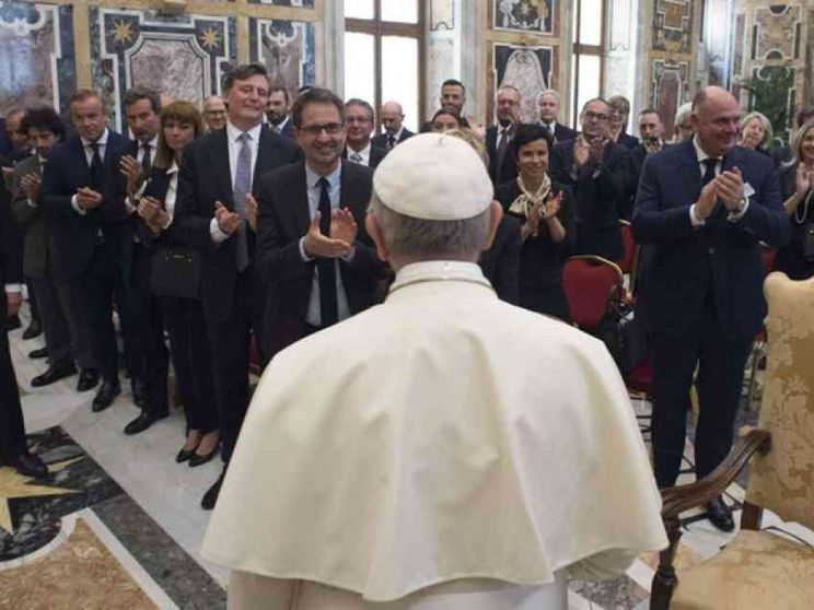 I giornalisti devono servire la verità, non interessi di parte