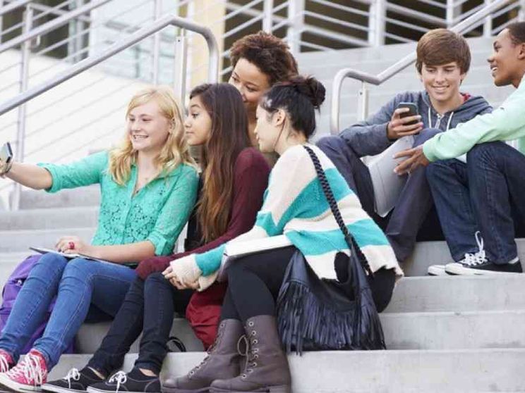 Aperto e cosmopolita il volto del Paese giovane